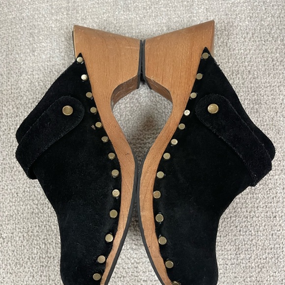 Lisa b. - Picture 4 of 10